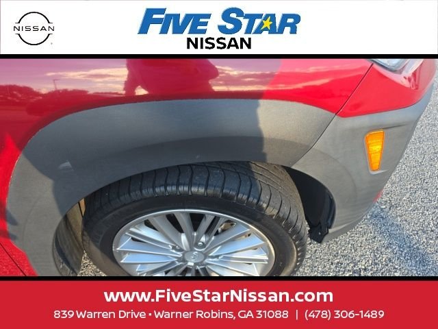 Used 2021 Red Hyundai SEL image 4