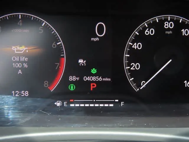 2025 Honda Civic LX - Photo 22