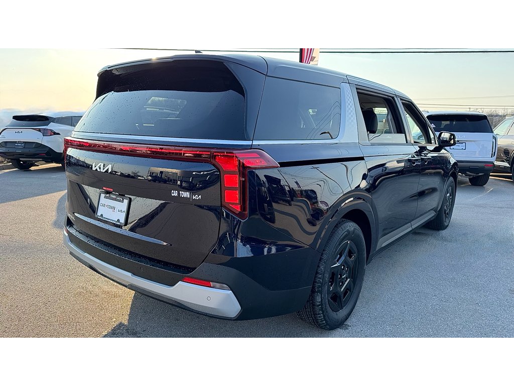 New 2026 Deep Chroma Blue Kia LXS image 4