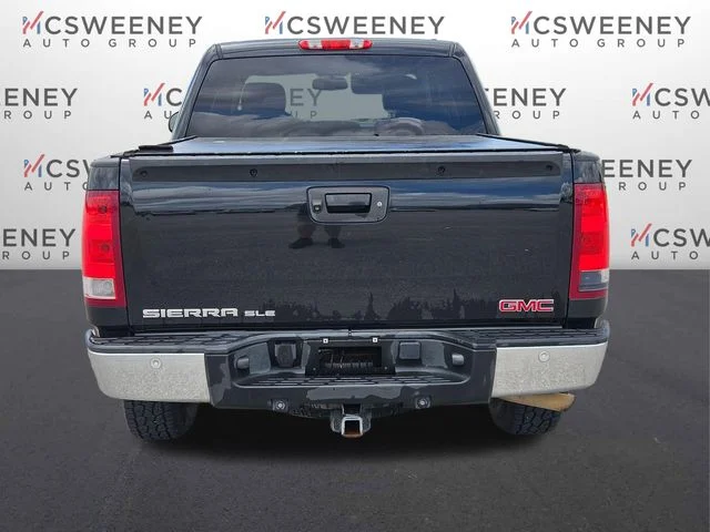Used 2013 Black GMC SLE image 4