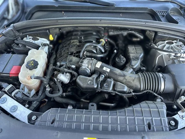 Used 2022 White Jeep Altitude image 28
