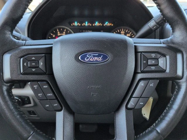 Certified Used 2020 Silver Ford XLT image 28