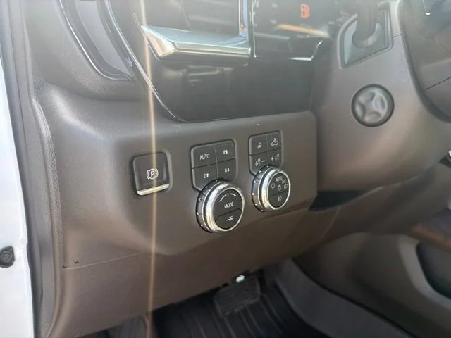 New 2026 Summit White GMC SLT image 19