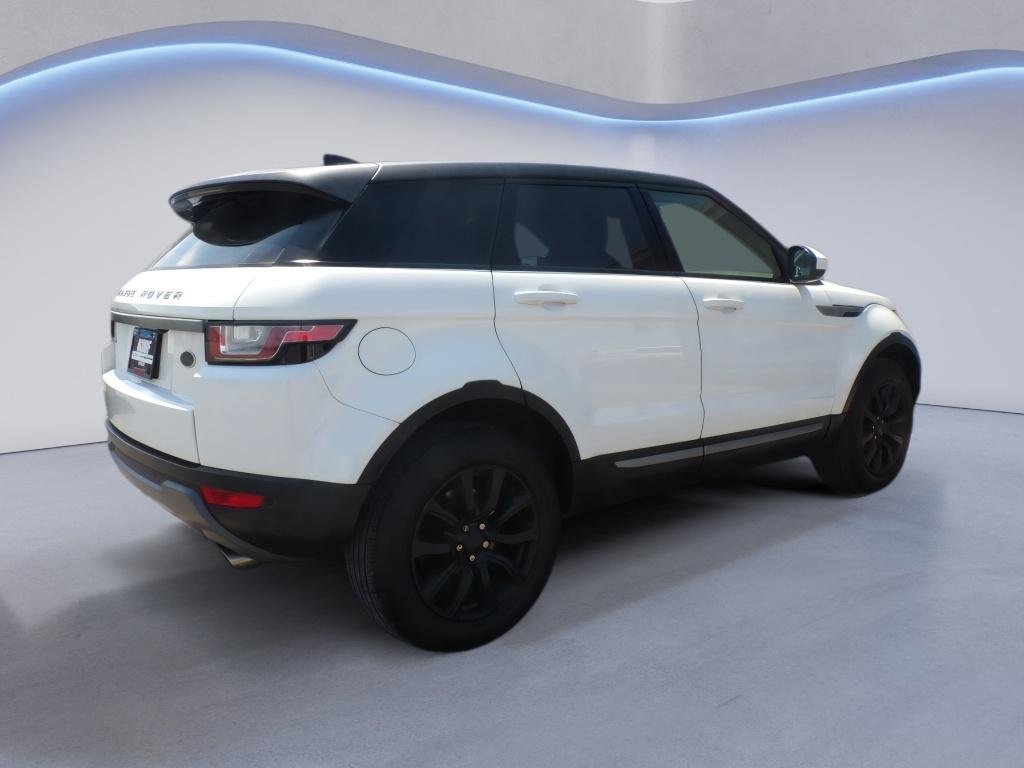 Used 2018 Fuji White Land Rover SE image 5