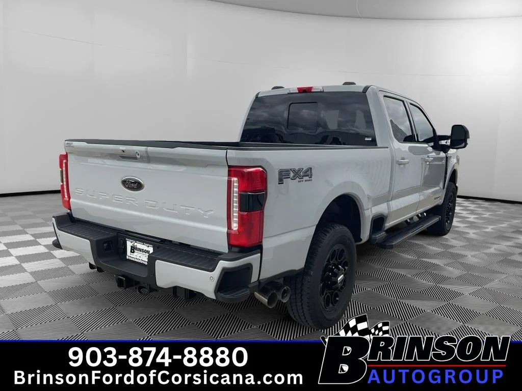 New 2026 Avalanche Ford F-250® XLT image 5