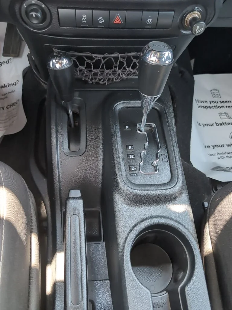 Used 2016 Beige Jeep Unlimited Rubicon image 11