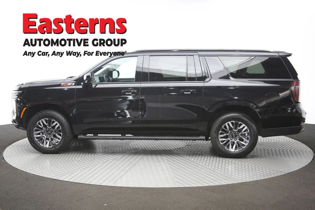 Used 2025 Black Chevrolet Z71 image 65