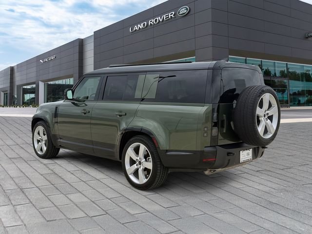 Certified Used 2026 Green Land Rover X-Dynamic SE image 3