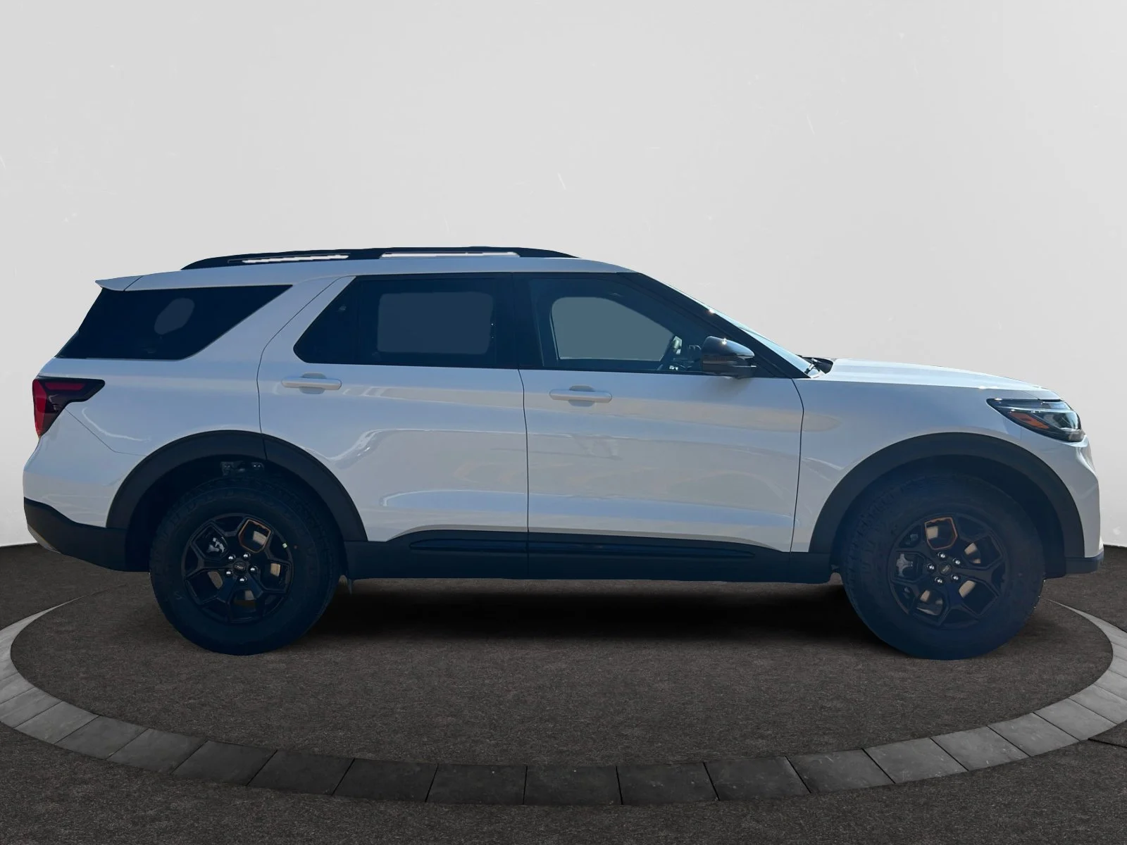New 2026 Star White Metallic Tri-Coat Ford Tremor image 6