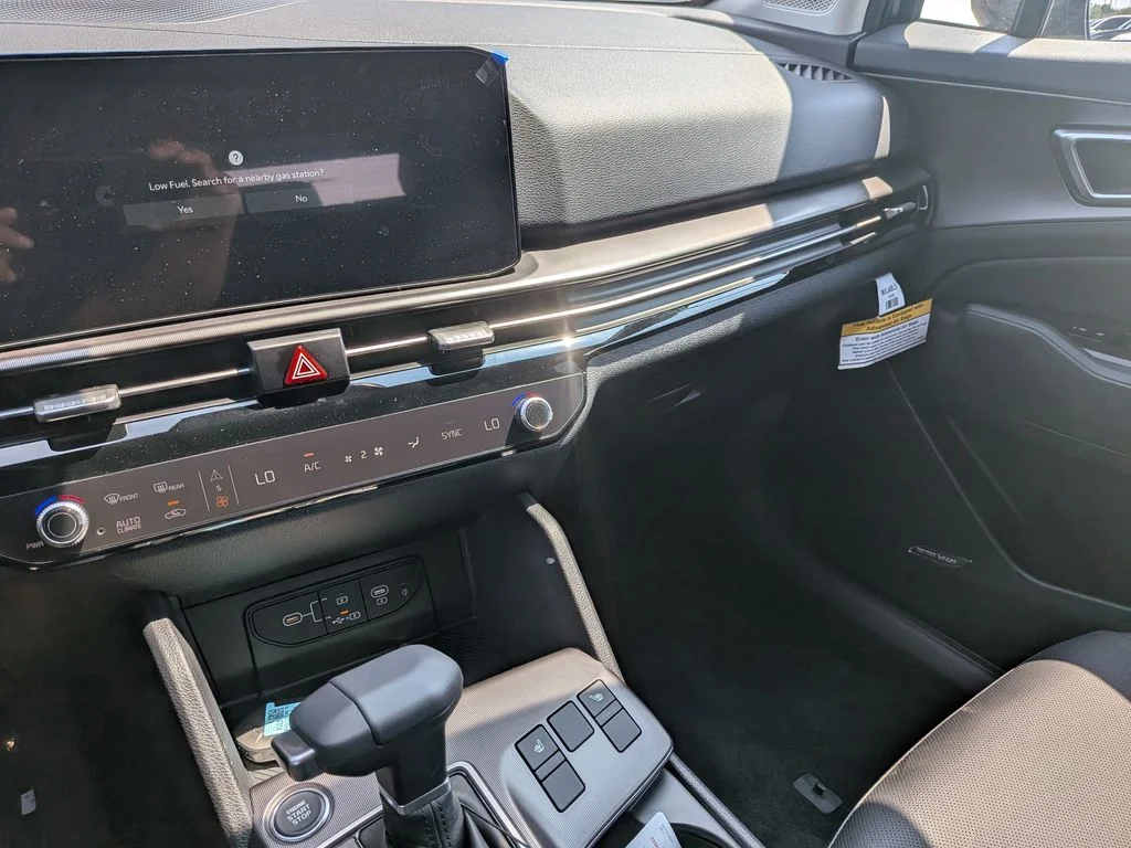 2026 Kia Sportage SX - Photo 17