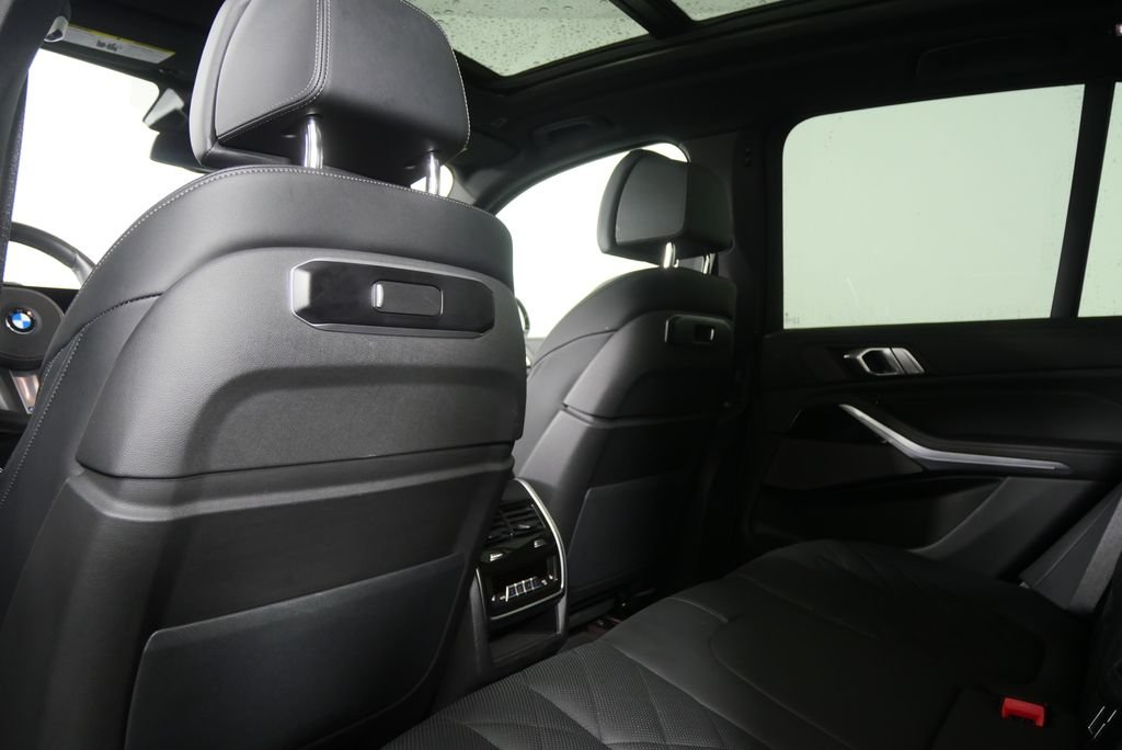 Certified Used 2026 Skyscraper Grey Metallic BMW sDrive40i image 15