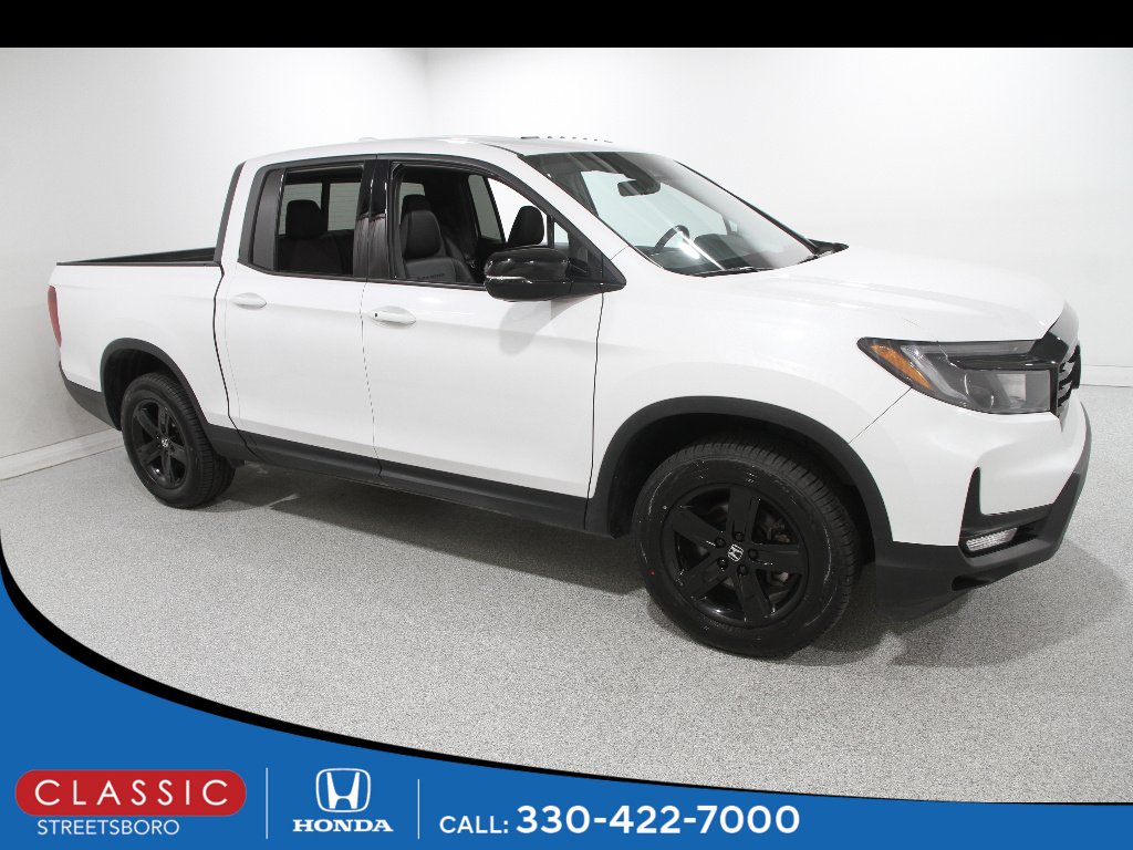 2023 Honda Ridgeline Black Edition's photo