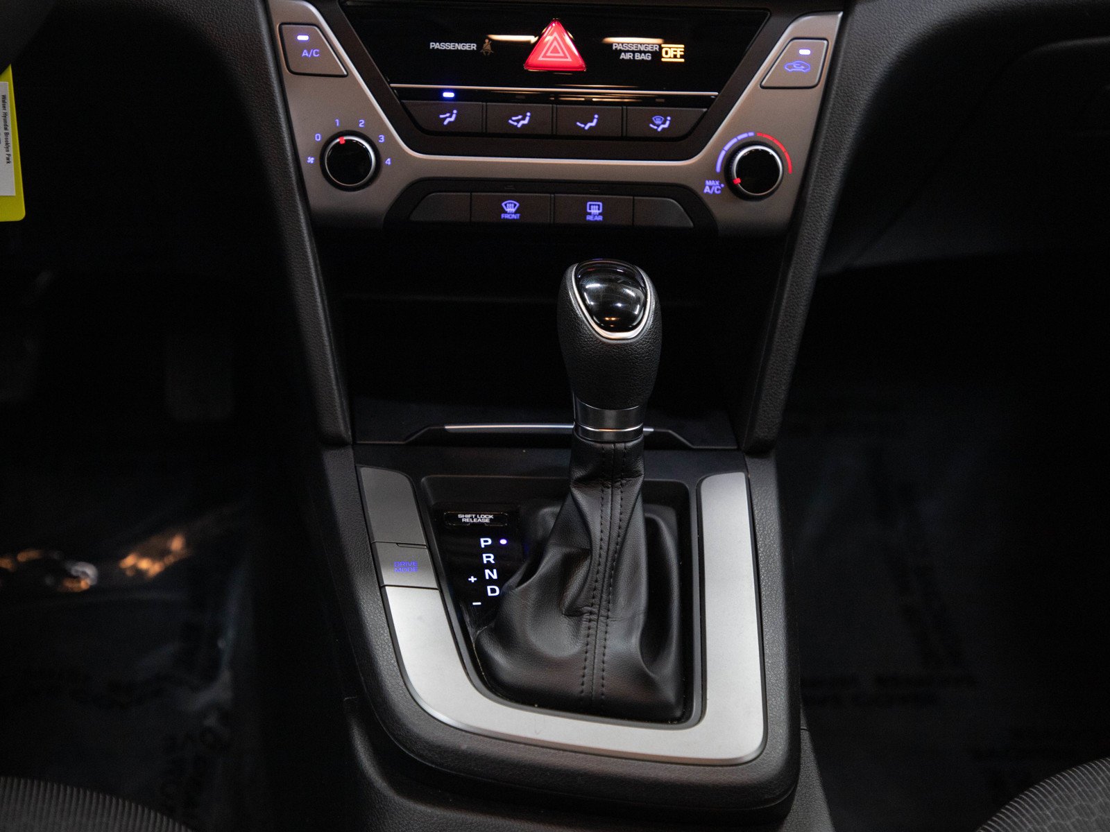 2018 Hyundai Elantra SEL - Photo 18