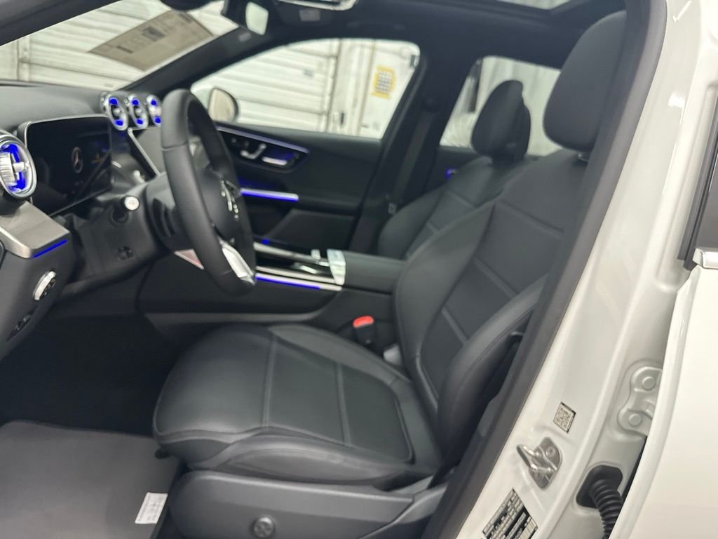 New 2027 Polar White Mercedes-Benz GLC 300 image 21