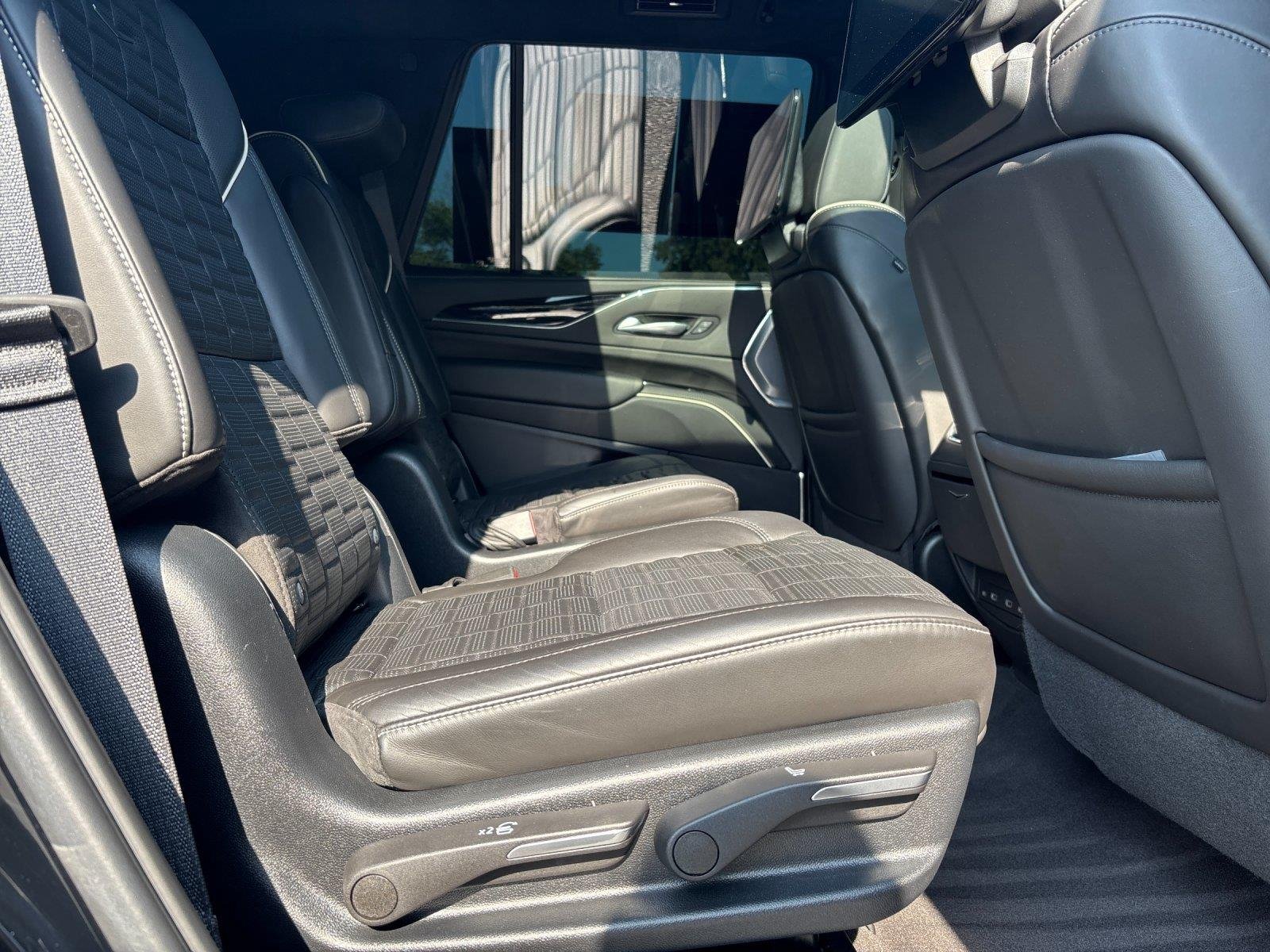 Used 2023 Black Raven Cadillac AWD V-Series image 38