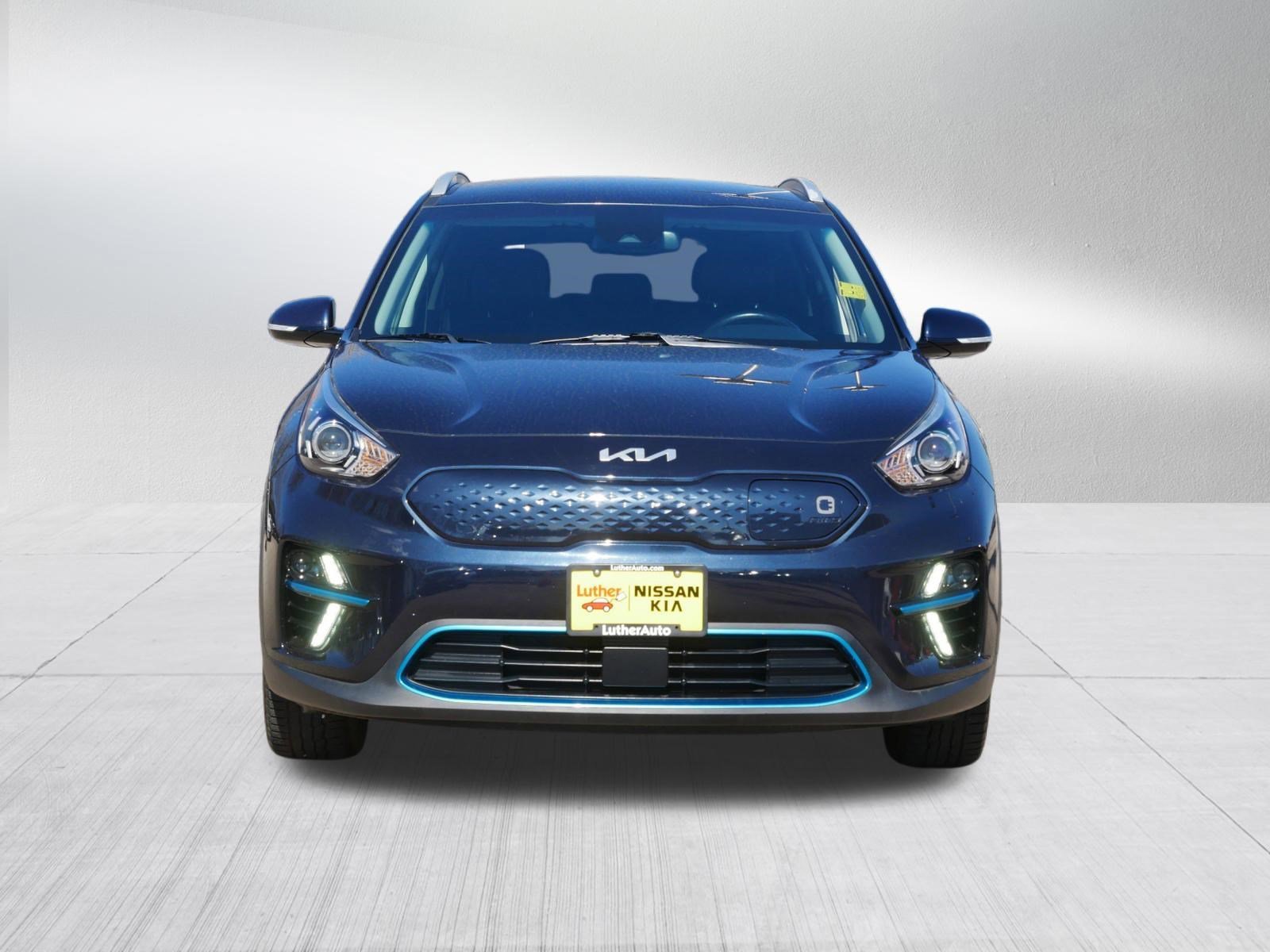 Used 2022 Kia Niro EX with VIN KNDCC3LG8N5141536 for sale in Inver Grove Heights, MN
