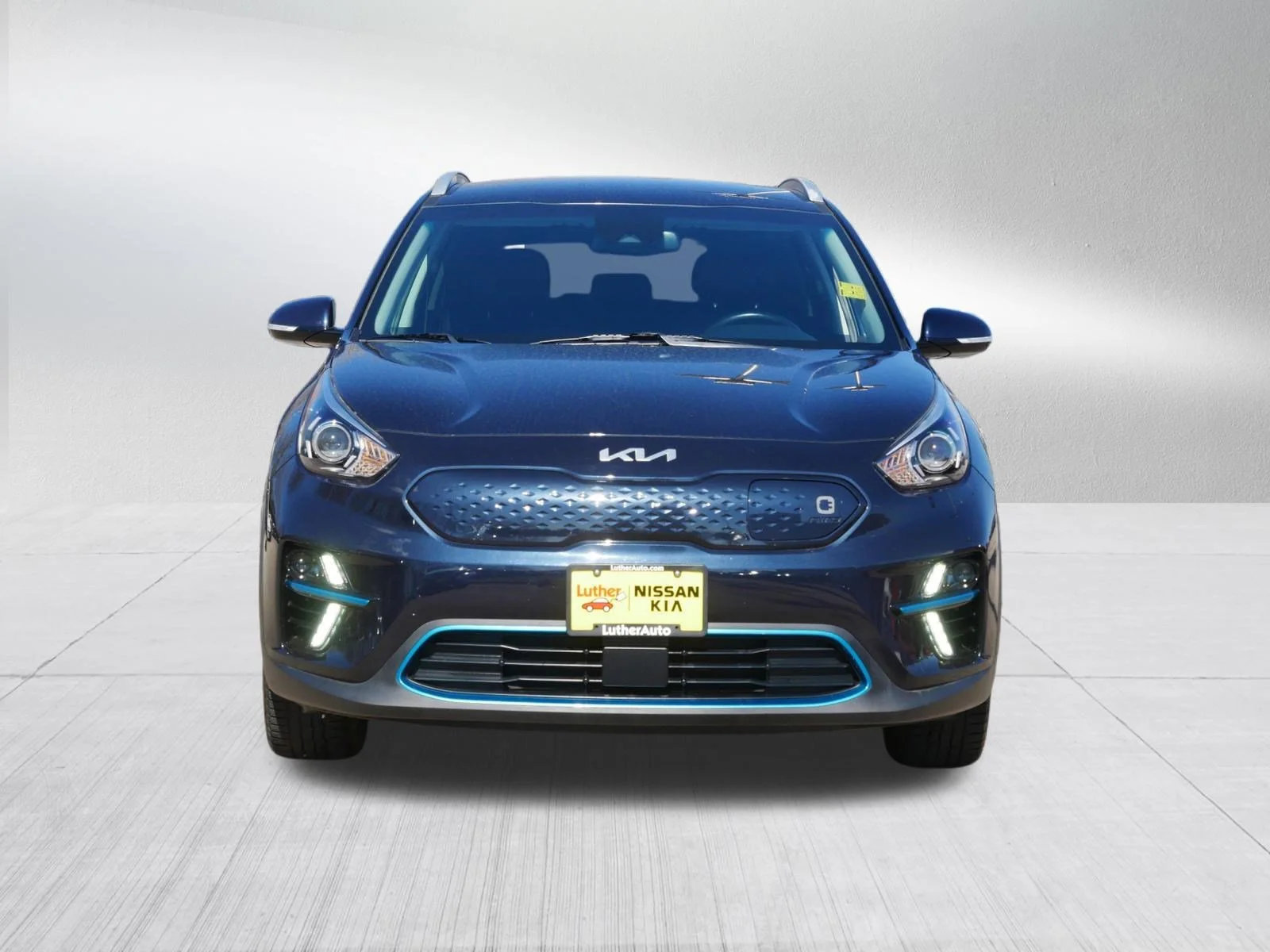 Used 2022 Kia Niro EX with VIN KNDCC3LG8N5141536 for sale in Inver Grove Heights, MN