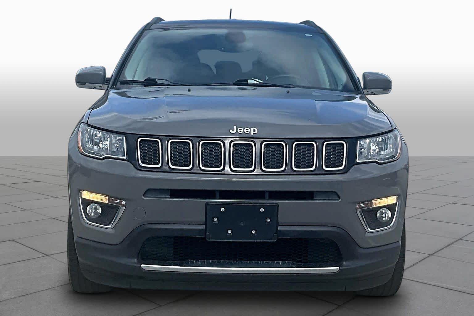 Used 2020 Sting-Gray Clearcoat Jeep Limited image 3