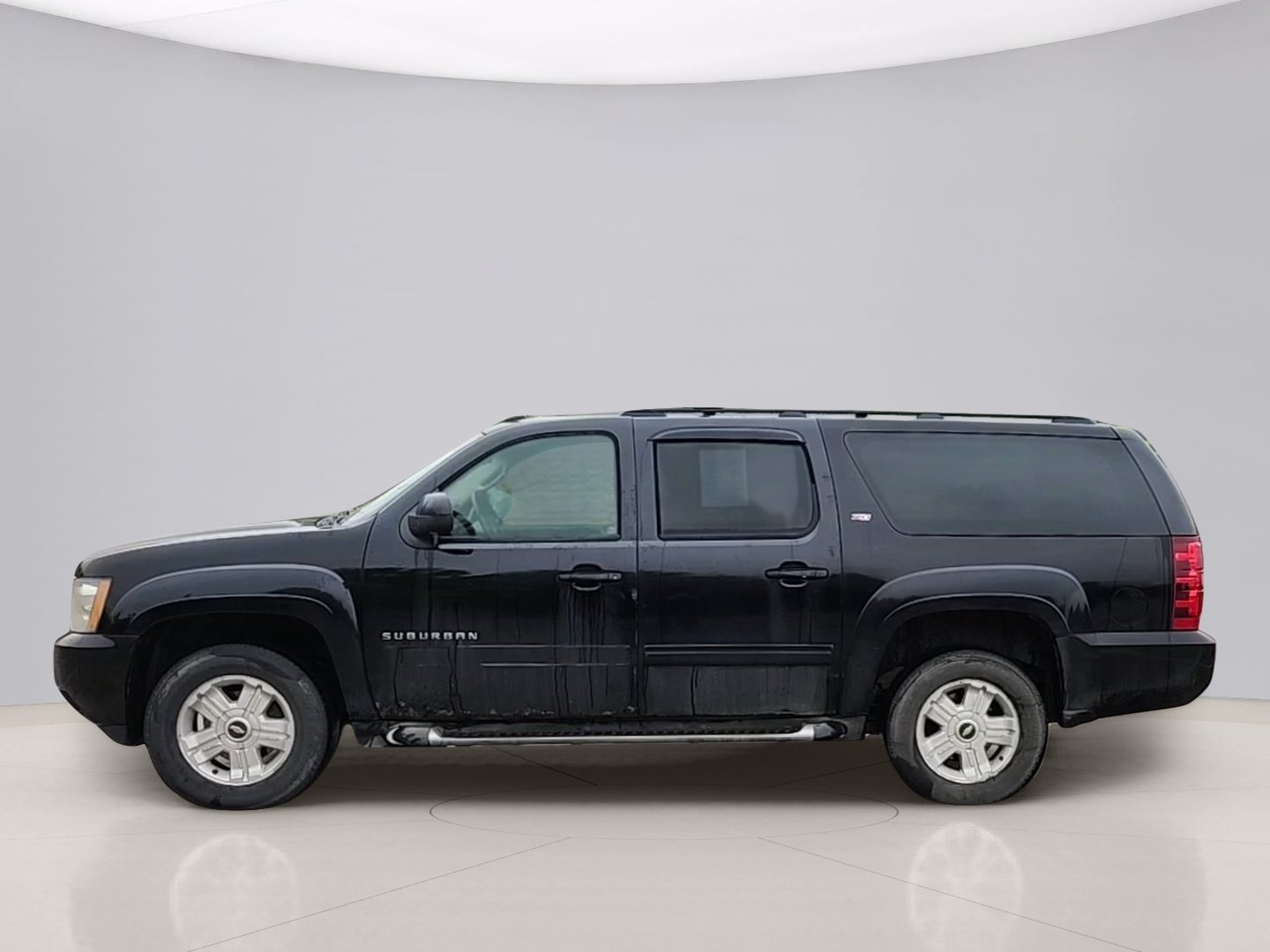 Used 2010 Black Chevrolet LT 1500 image 2