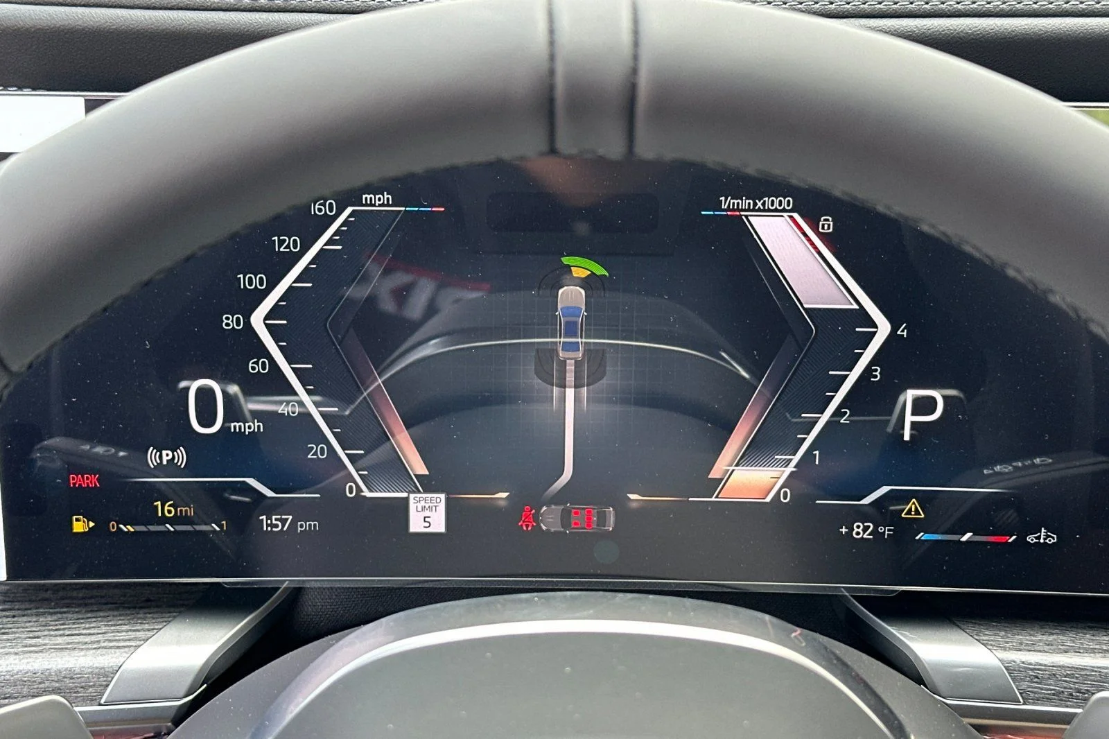New 2026 Oxide Grey Metallic BMW 760i xDrive image 21