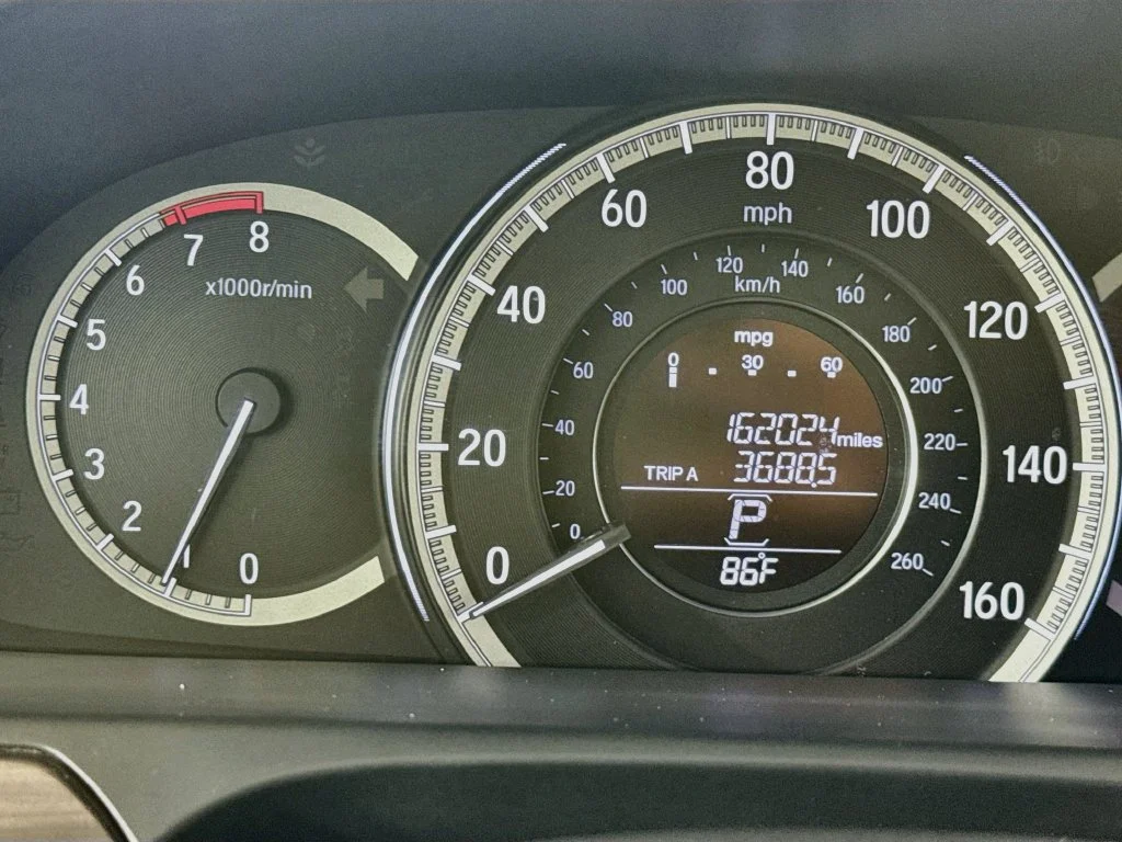 Used 2016 Silver Honda EX-L image 14