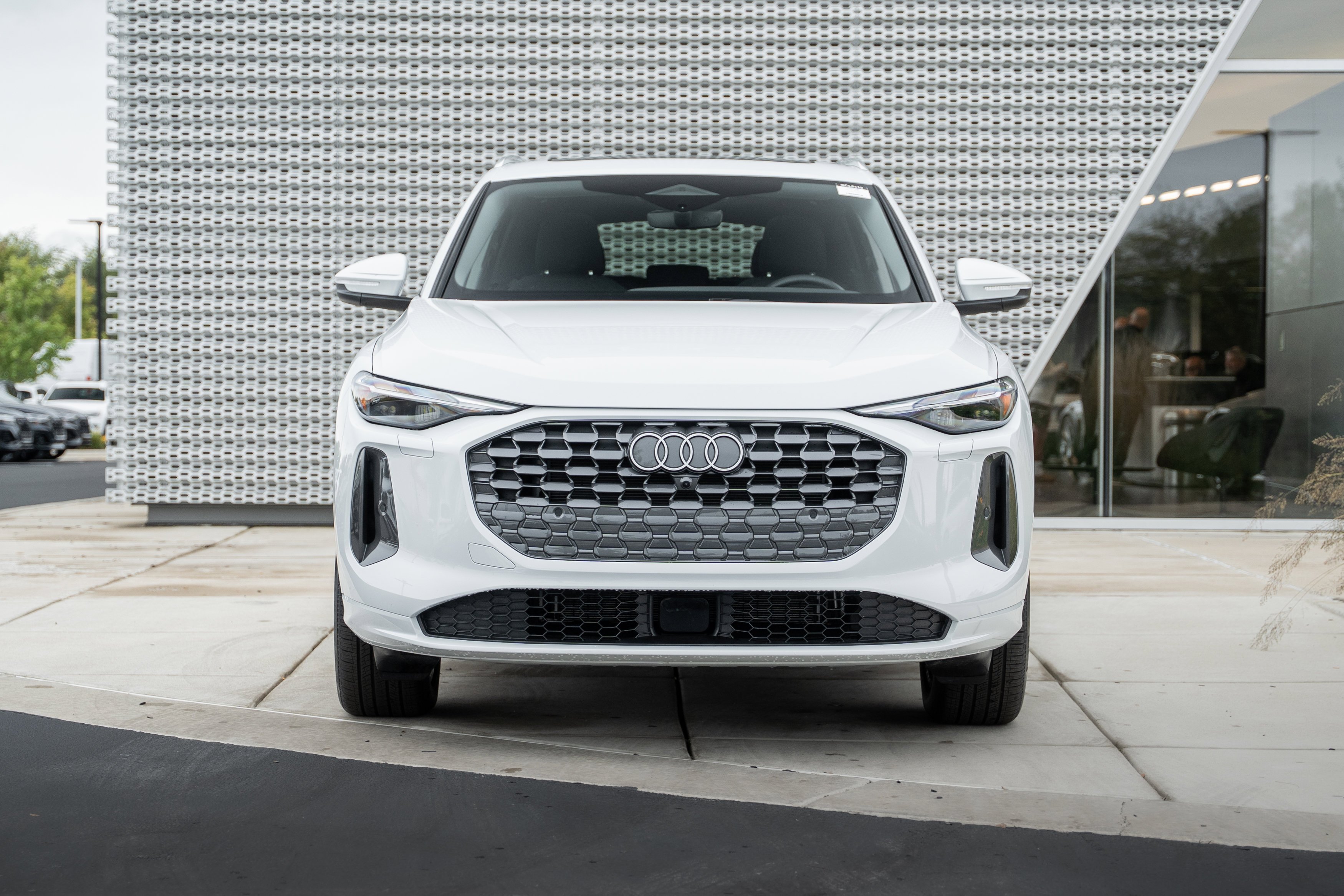 2025 Audi Q5 Premium - Photo 18