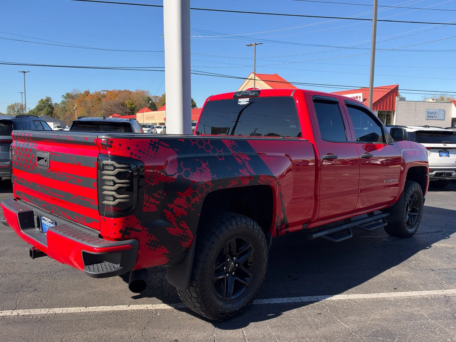 Used 2016 Red Chevrolet Custom image 29