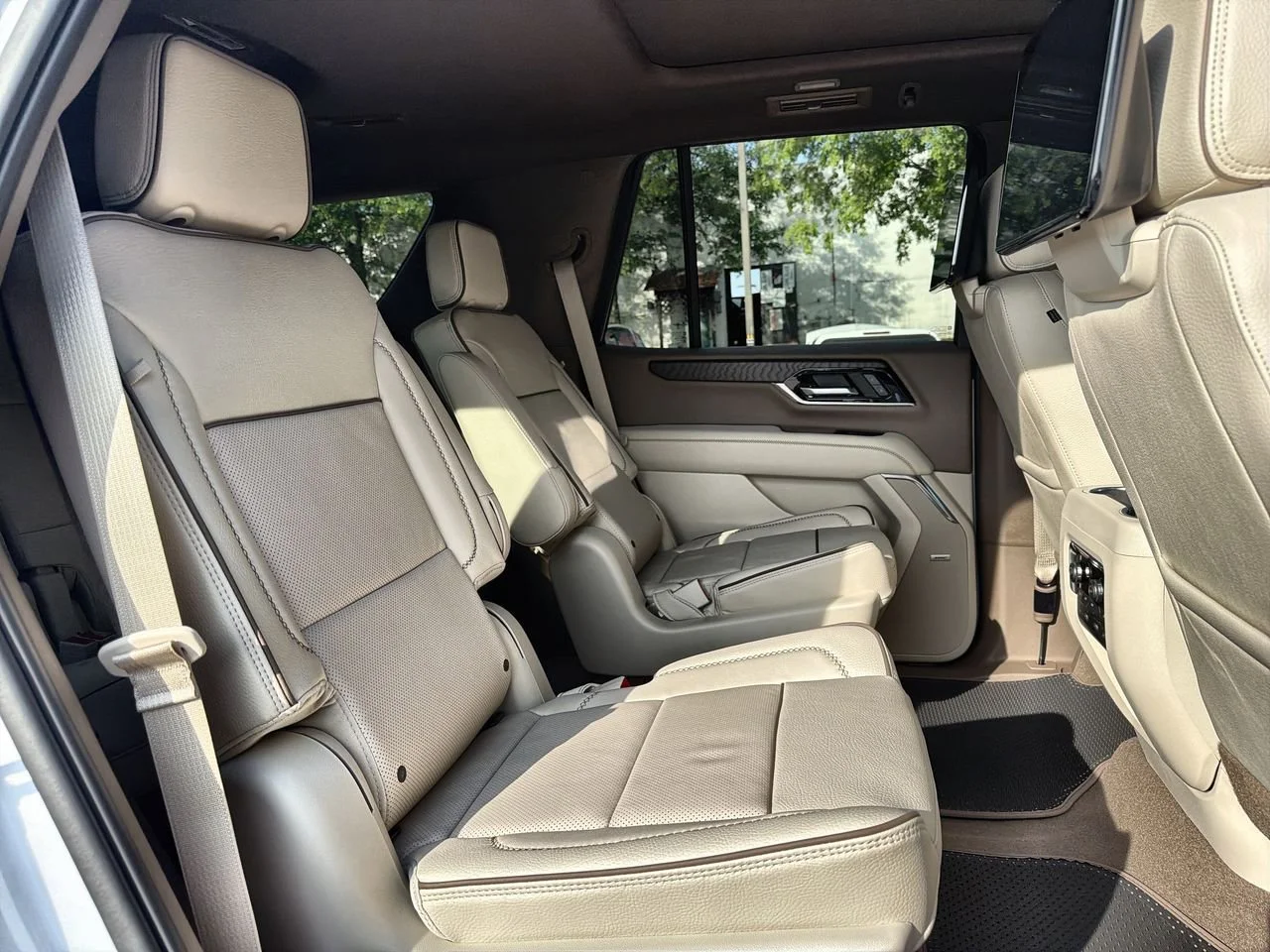 New 2026 Glacier White Tricoat GMC Denali image 22