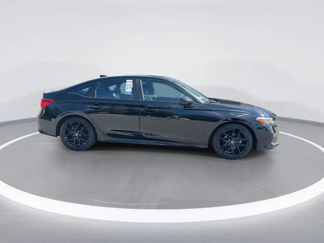 Used 2024  Honda Sport image 9