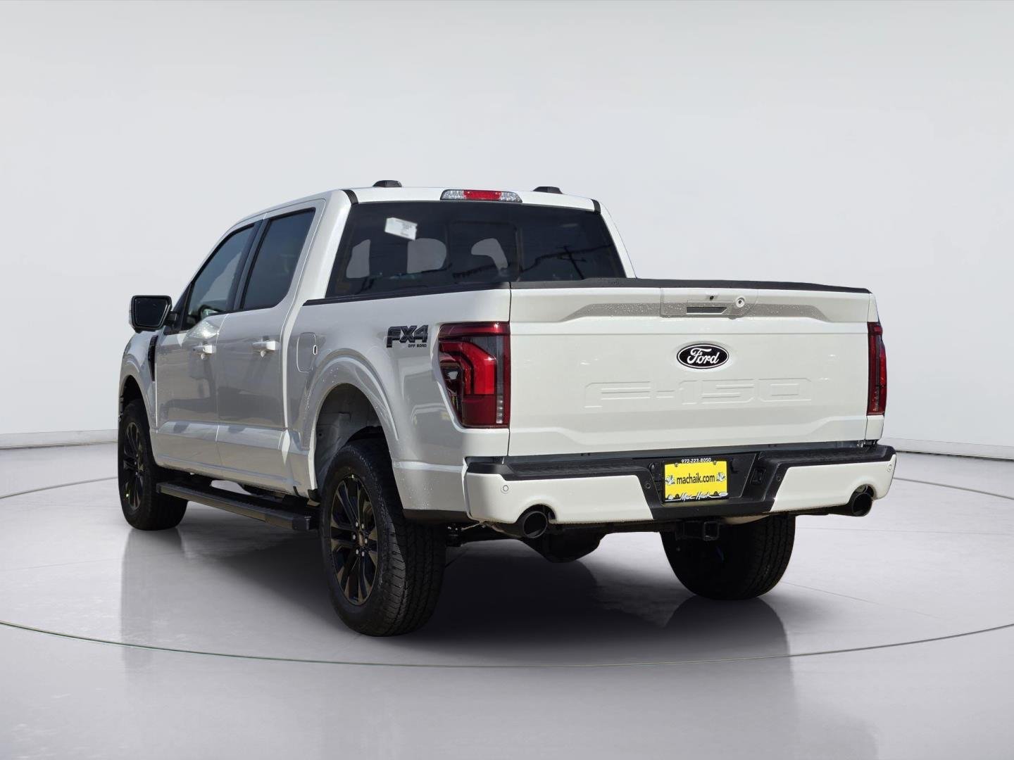 New 2026 Star White Metallic Tri-Coat FORD Lariat® image 4