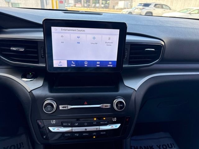 Used 2020 White Metallic Ford XLT image 15