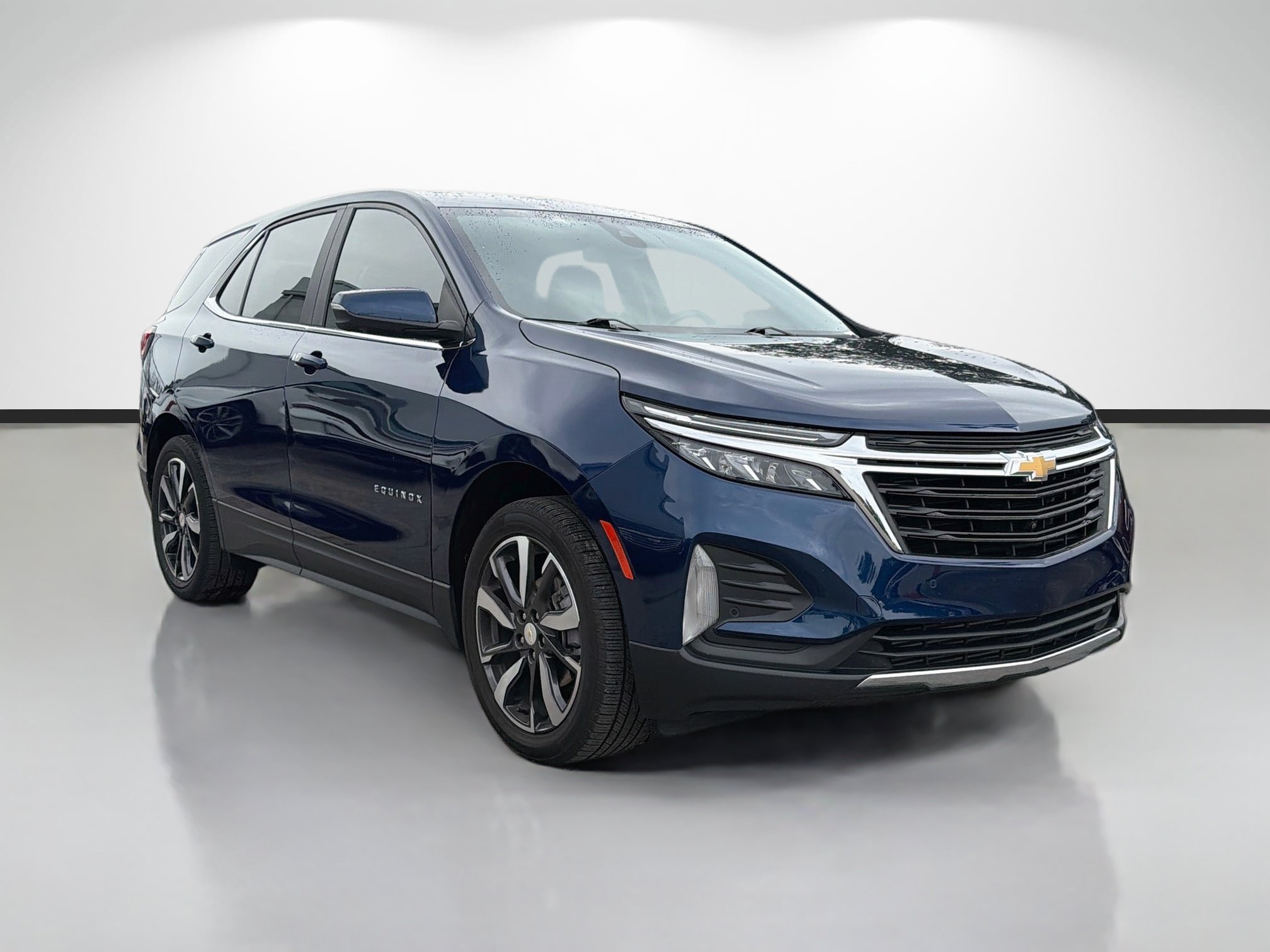 Used 2022 Blue Glow Metallic Chevrolet LT image 7
