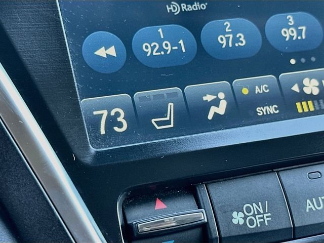 Used 2020 Black Acura Technology image 20