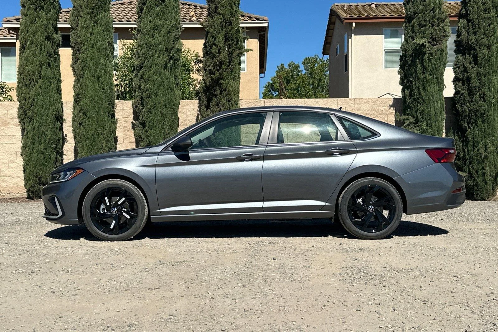 New 2026 Platinum Gray Metallic Volkswagen SE image 7