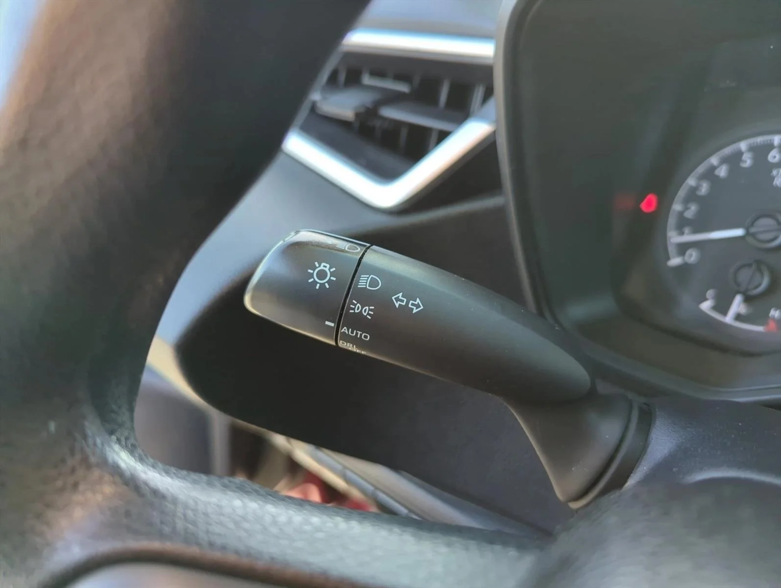 Used 2022 Ruby Flare Pearl Toyota LE image 18