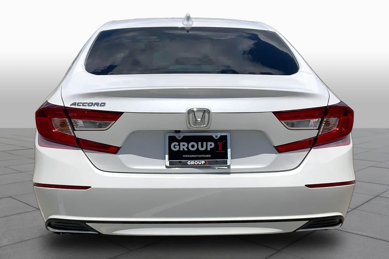 Used 2022 Platinum White Pearl Honda LX image 5