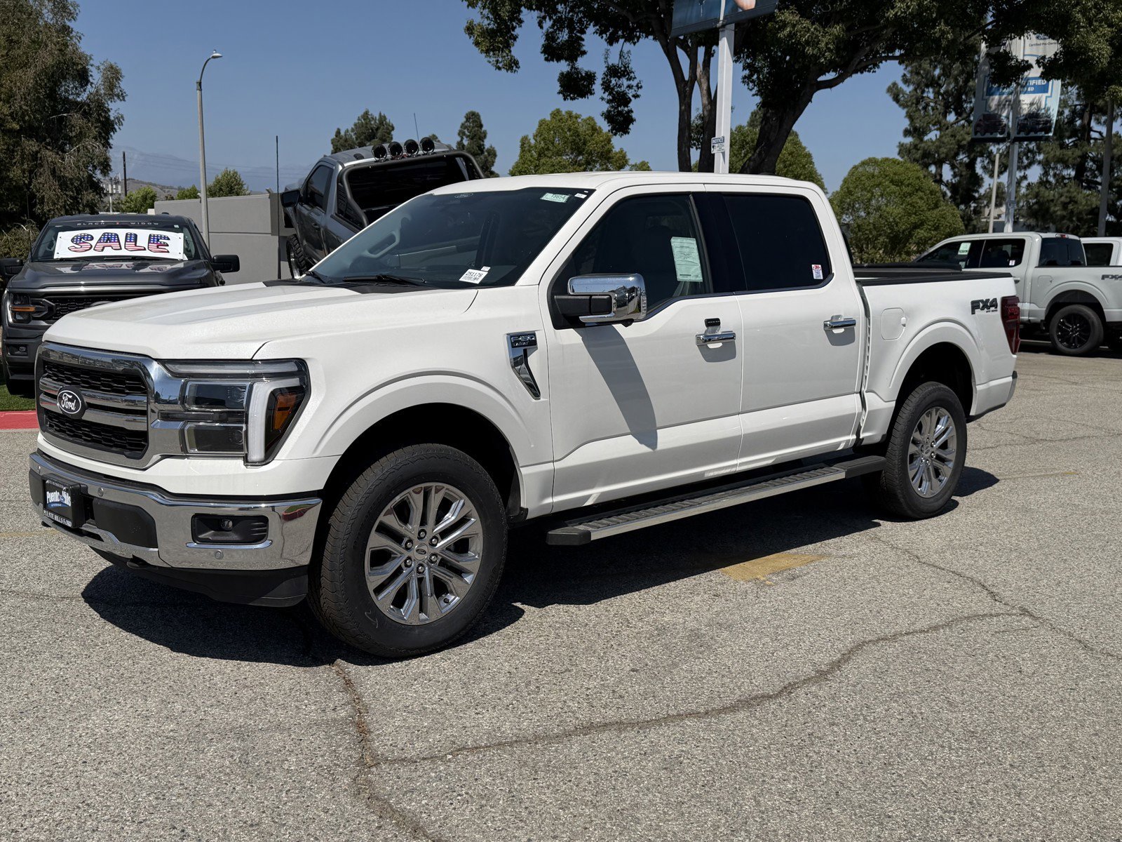 New 2025 Star White Metallic Tri-Coat Ford Lariat® image 3