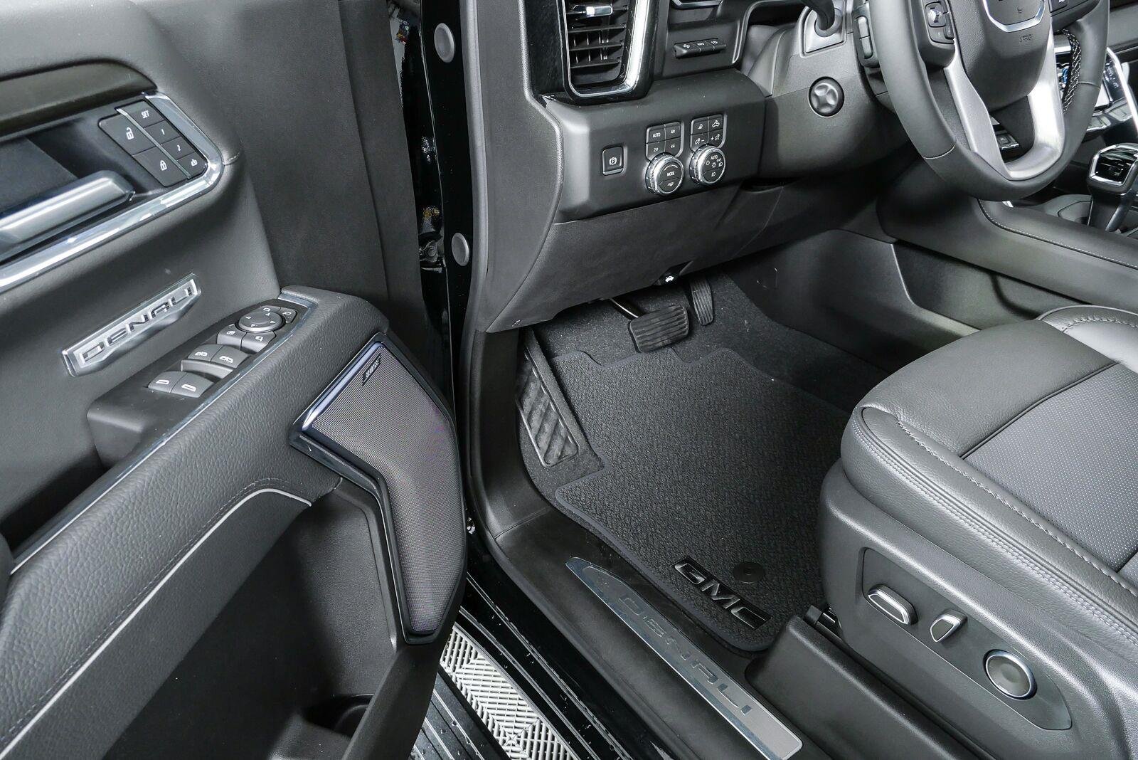 2026 GMC Sierra 1500 Denali - Photo 8