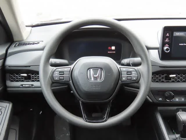 New 2026 Meteorite Gray Metallic Honda SE image 17