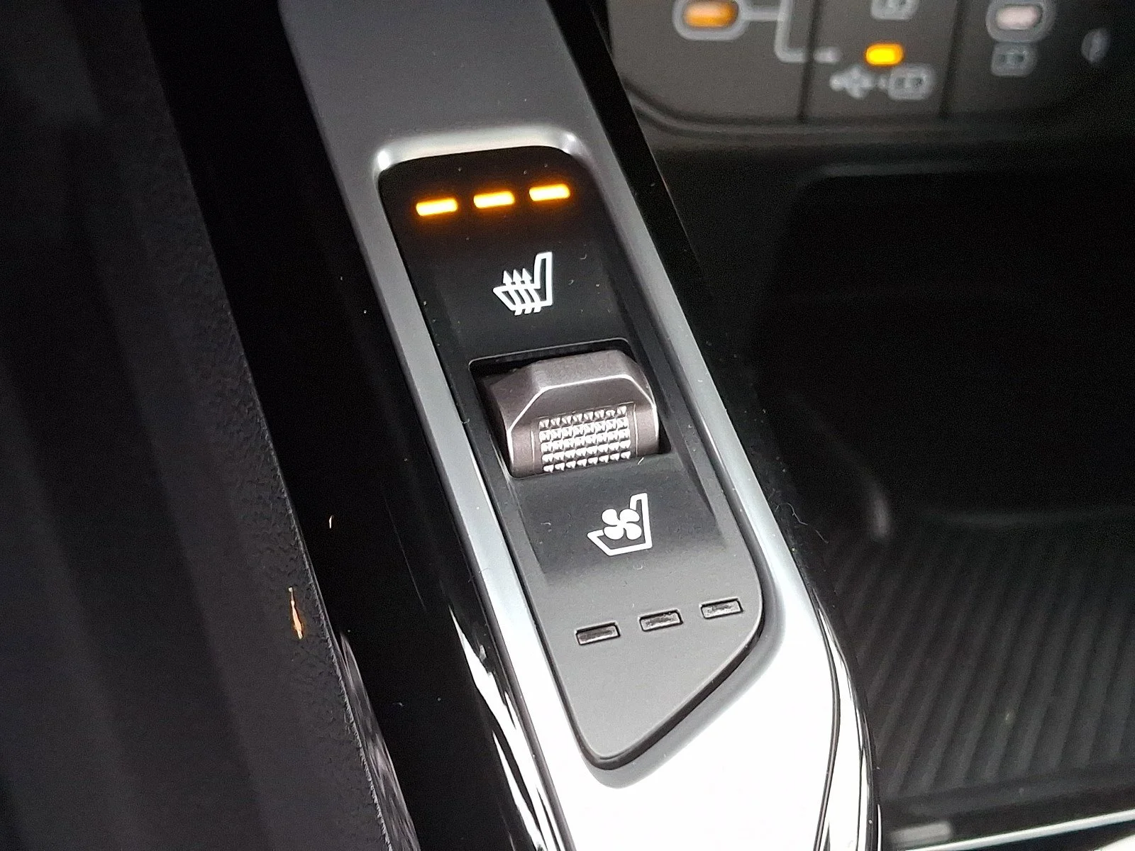 New 2026 Glacial White Pearl Kia X-Line SX Prestige AWD image 12