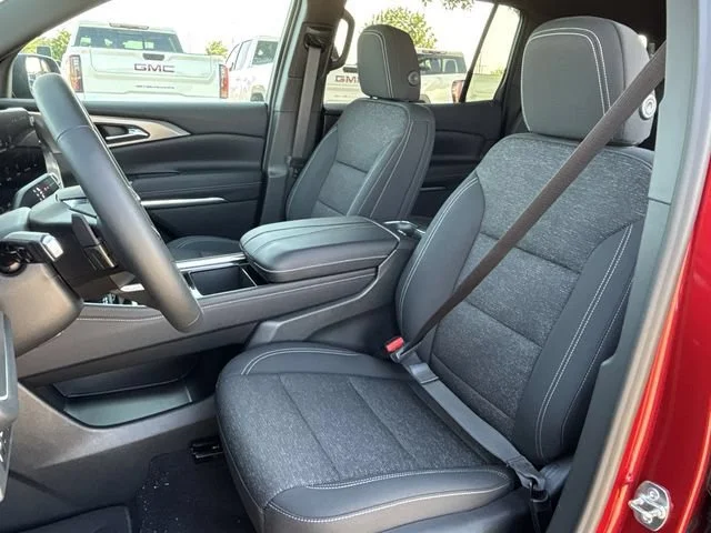 2026 Chevrolet Traverse LT - Photo 21