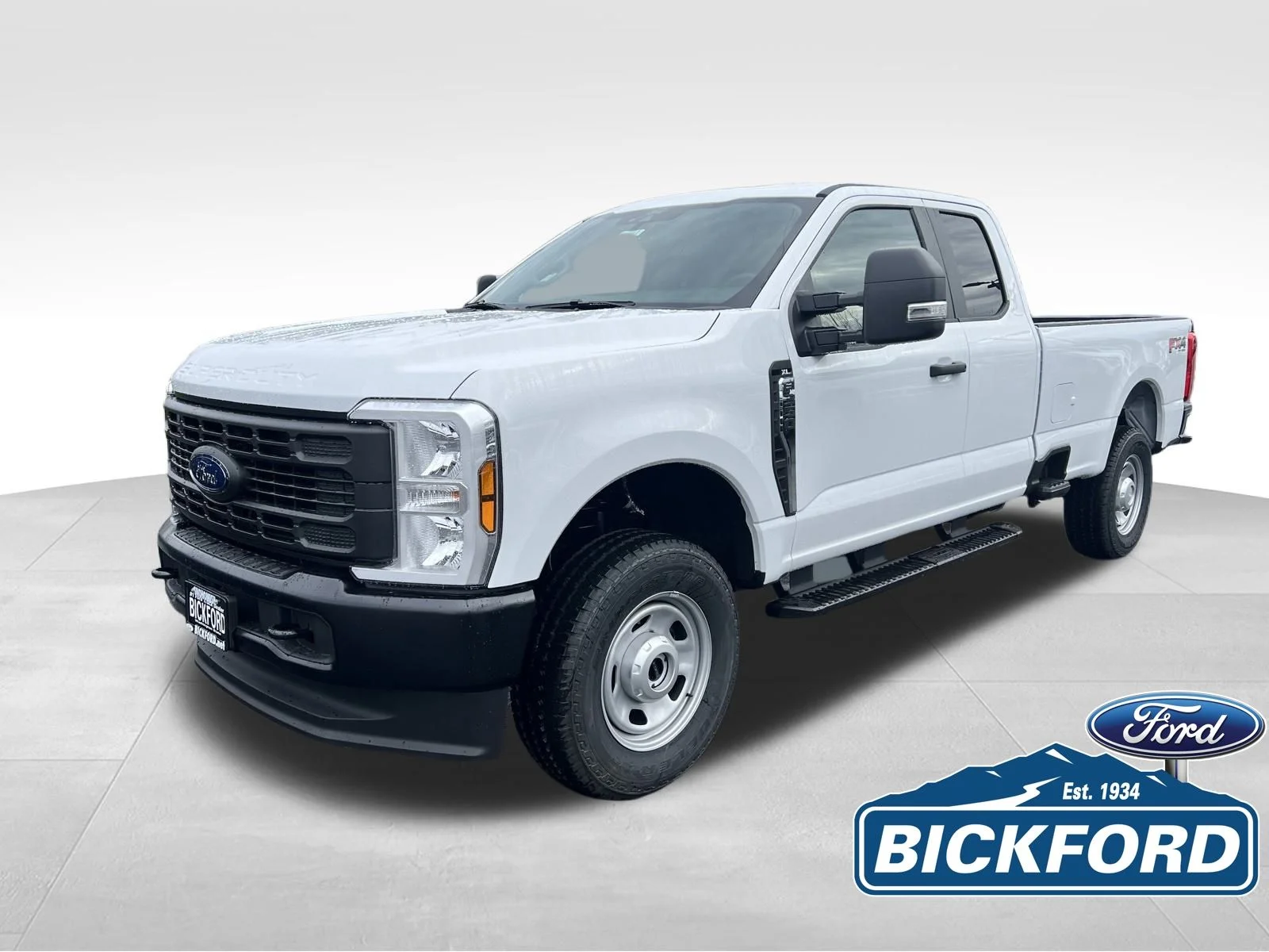 2026 Ford F-350 XL 4x4 SuperCab 8' Box SRW's photo