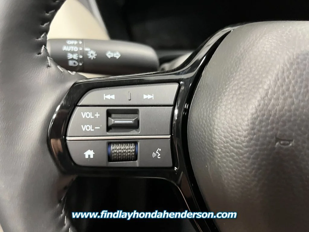 New 2027 Solar Silver Metallic Honda EX-L image 17