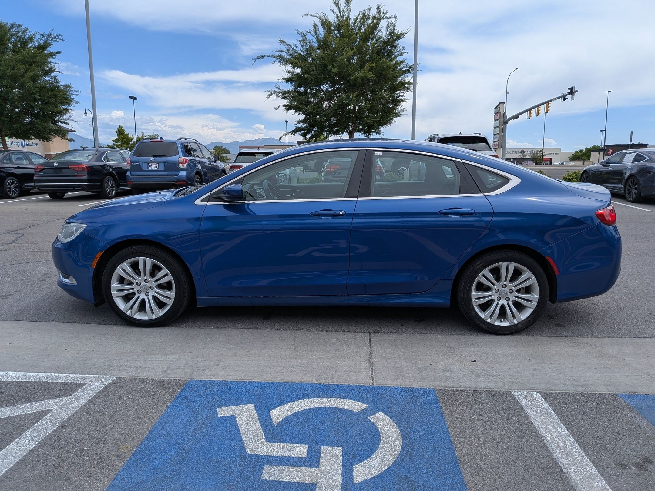 Used 2016 Vivid Blue Pearlcoat Chrysler Limited image 6