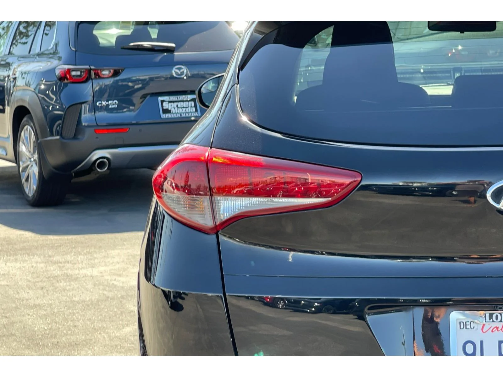 Used 2016 Ash Black Hyundai SE image 42