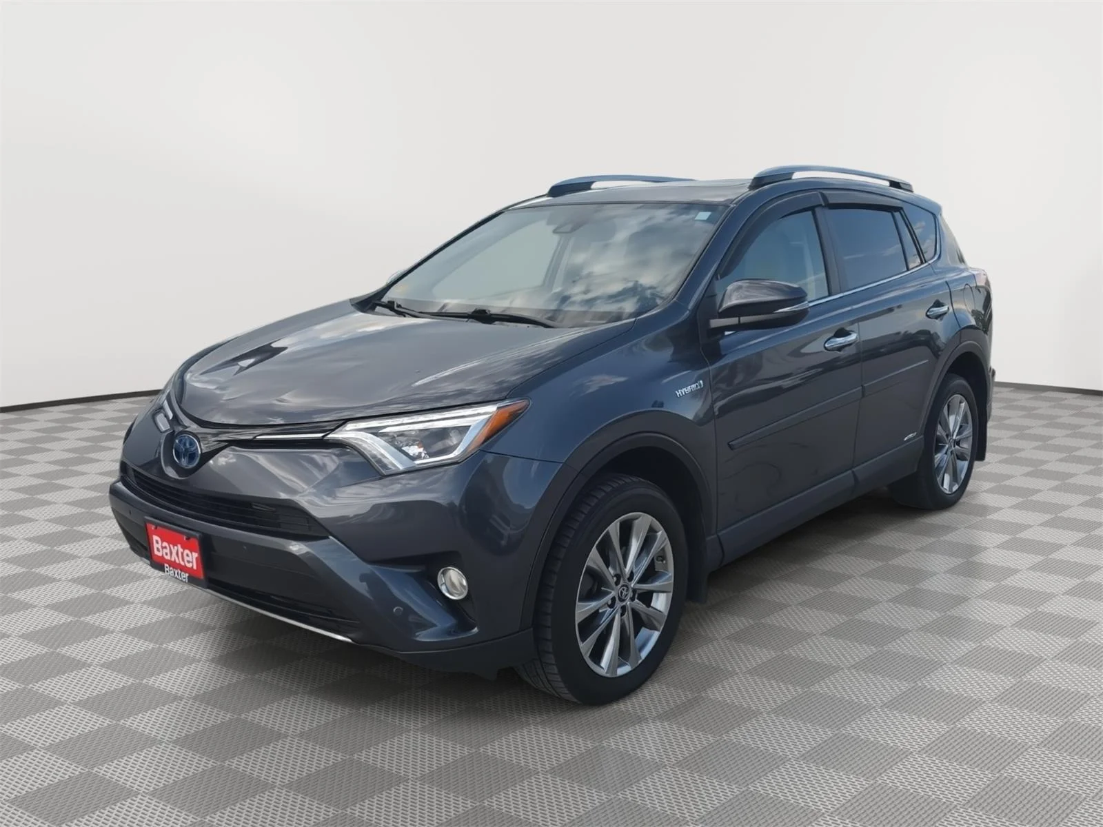 Used 2018 Magnetic Gray Metallic Toyota Limited image 2