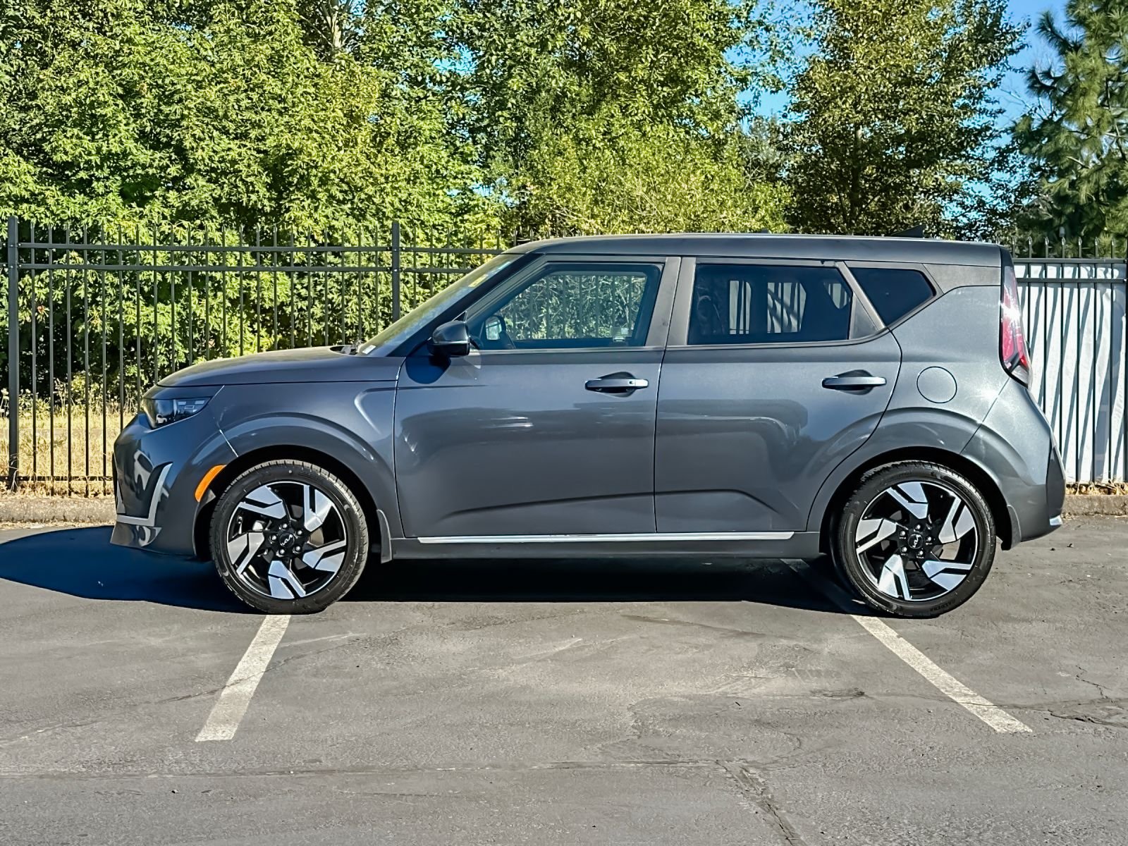 Used 2023 Gray Kia GT-Line image 7
