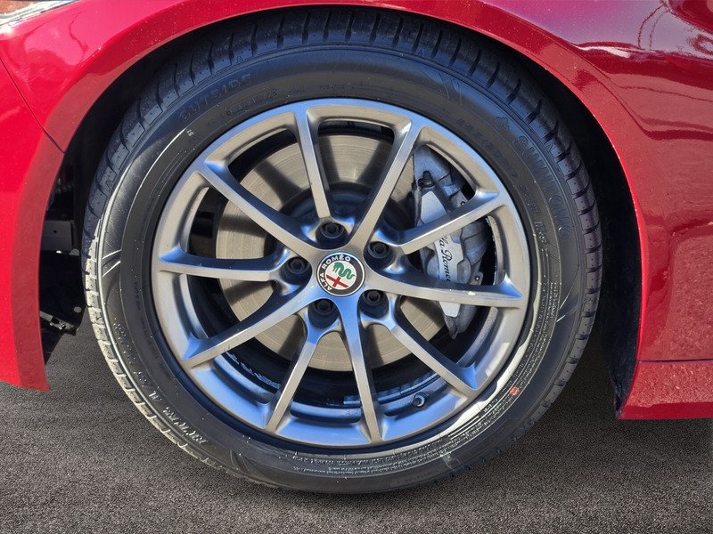 2019 Alfa Romeo Giulia Base - Photo 7
