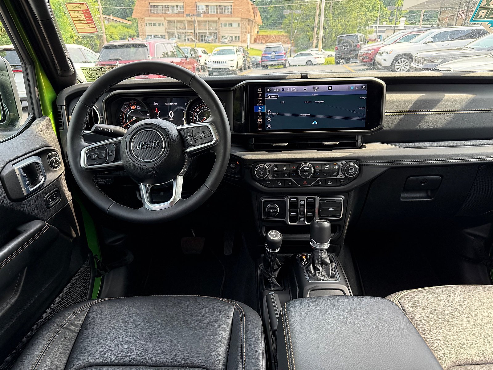 Used 2026 Mojito Clearcoat Jeep Sahara image 11