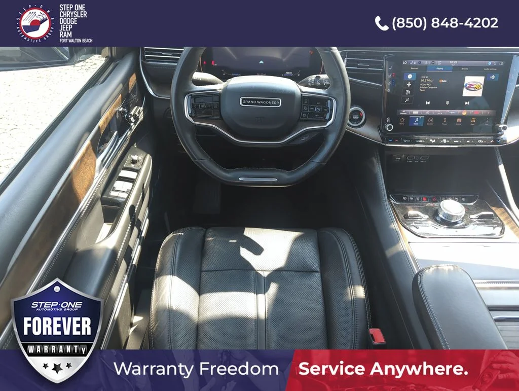 Used 2024 Black Jeep Base image 13
